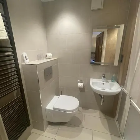 Vane House 奥斯莫瑟尔雷